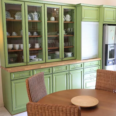 Willa Theros Néa Péramos